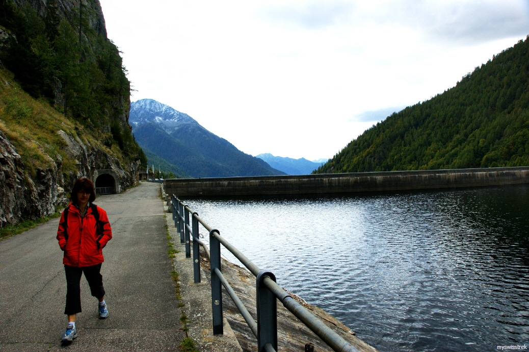 Lago del Sambuco - Wandern bei Fusio