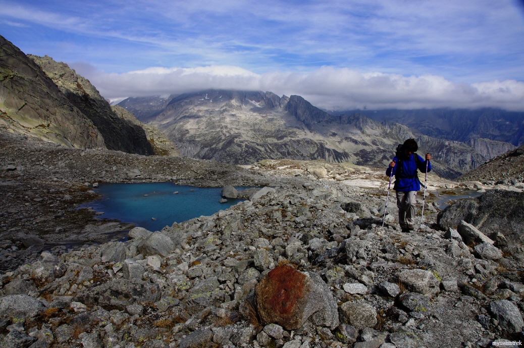 Wandern Lochbergl&uuml;cke - bei Andermatt