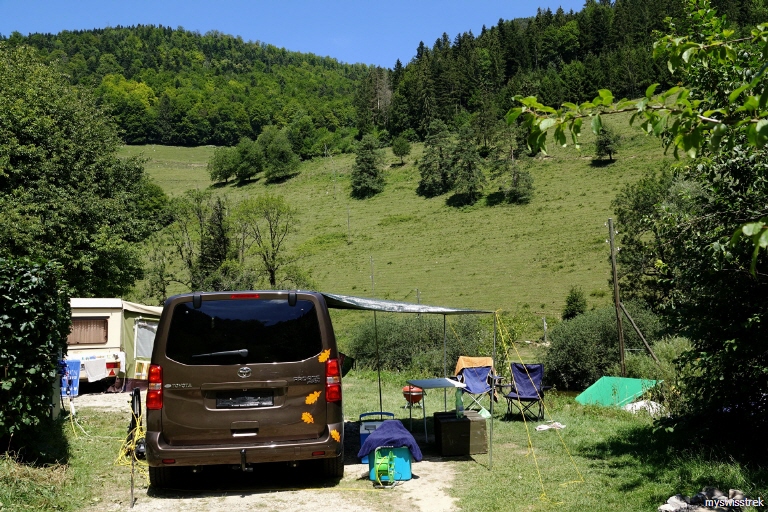 Z13-00 Camping Zeltplätze im Jura