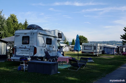 Camping de Belle-Rive SA - Zeltplatz bei Ste-Croix